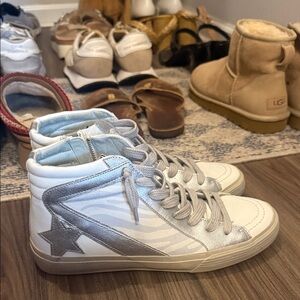 Shu shop shoes Silver and White High-Top Sneakers